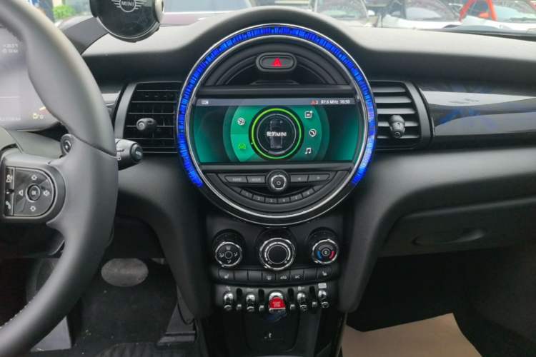 Used MINI 2021 1.5T COOPER Classic Edition Audio And AC Panel