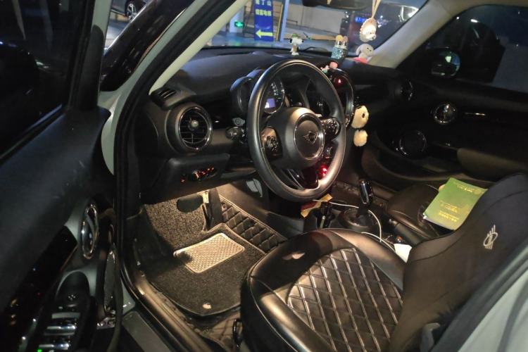 Used MINI 2021 1.5T ONE PLUS Five-Door Edition Driver Seat