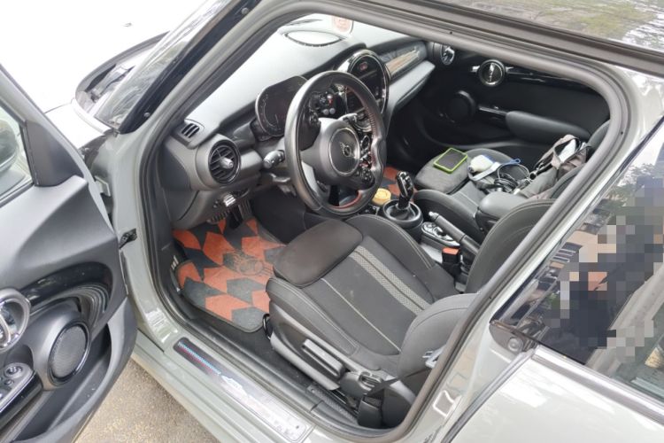 Used MINI 2021 1.5T COOPER Racing Edition Five-Door Model Driver Seat