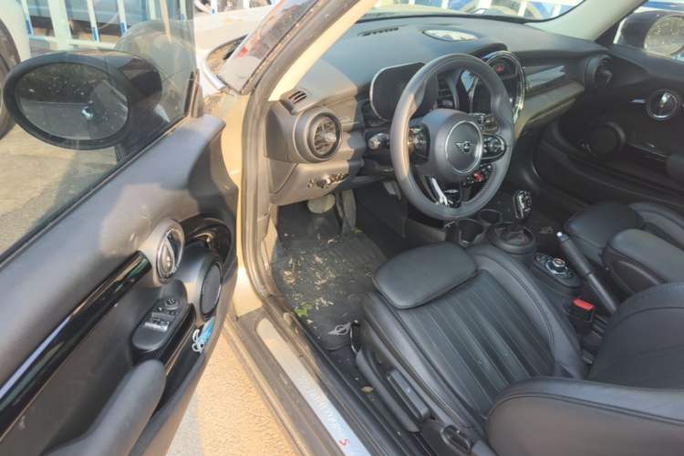 Used MINI 2021 2.0T COOPER S Artist Driver Seat