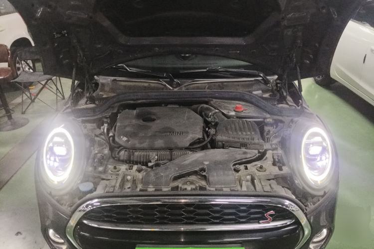 Used MINI 2021 2.0T COOPER S Classic Edition Engine Bay