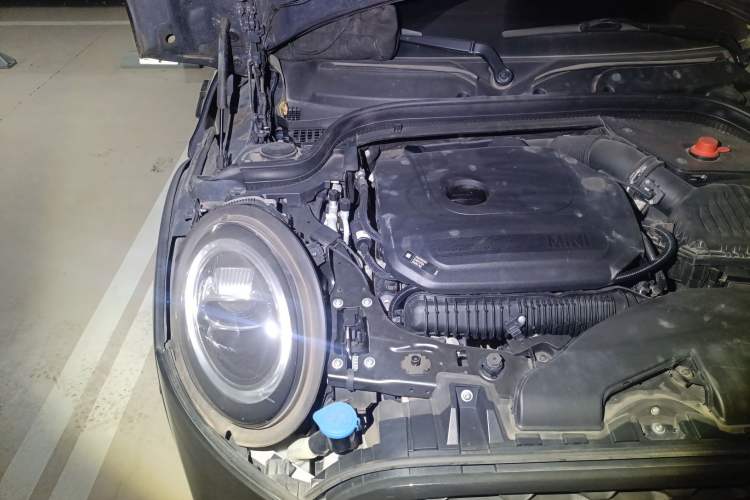Used MINI 2021 2.0T COOPER S Artist Engine Bay Right