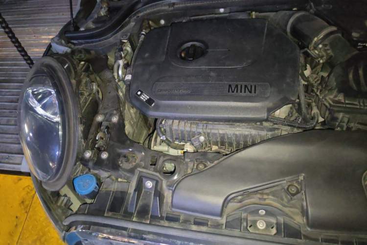 Used MINI 2021 1.5T ONE PLUS Five-Door Edition Engine Bay Right