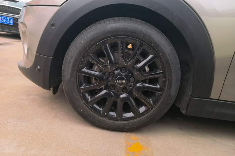 Used MINI 2021 1.5T COOPER Classic Edition Exterior 4