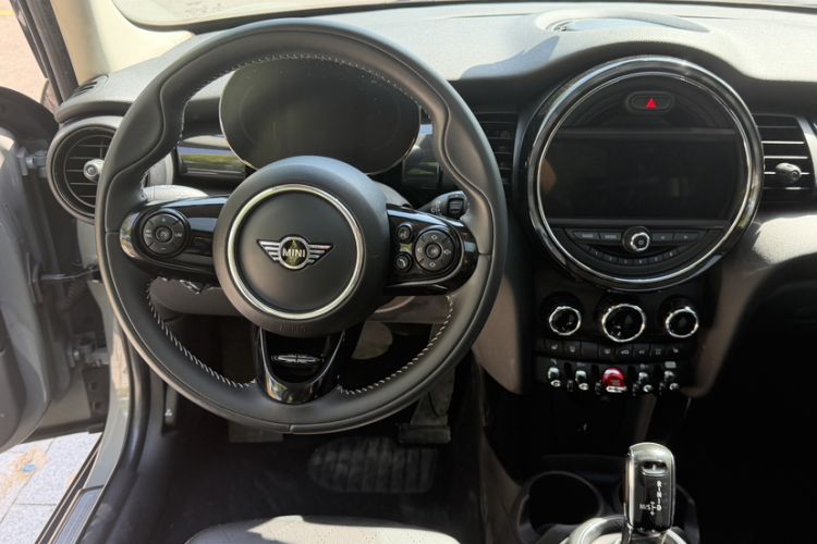 Used MINI 2021 1.5T COOPER Artist Five-Door Edition Exterior 7