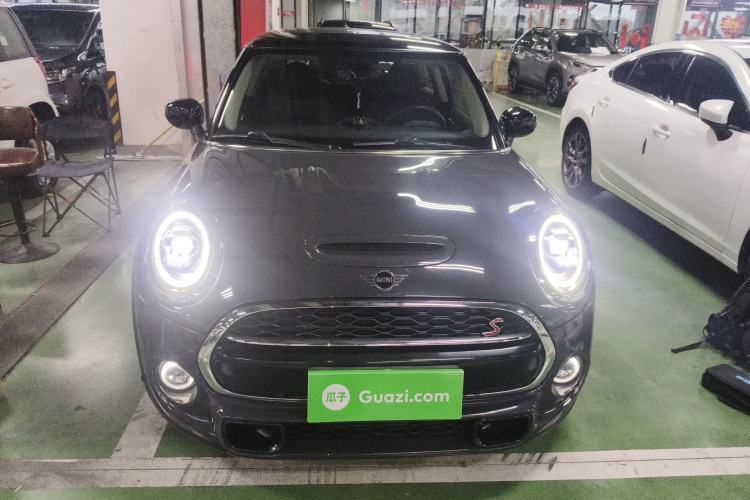 Used MINI 2021 2.0T COOPER S Classic Edition Front