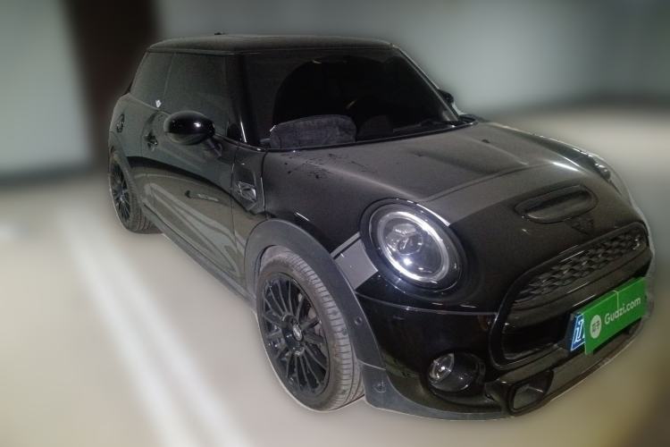 Used MINI 2021 2.0T COOPER S Artist Front Right 45 Deg