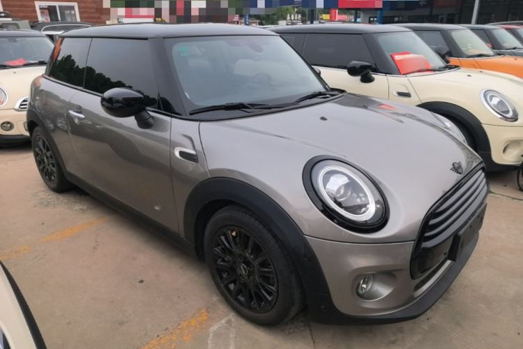 Used MINI 2021 1.5T COOPER Classic Edition Front Right 45 Deg