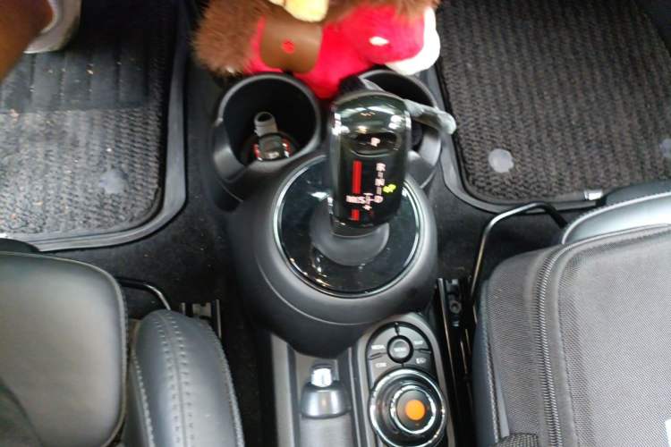 Used MINI 2021 2.0T COOPER S Artist Gear Lever