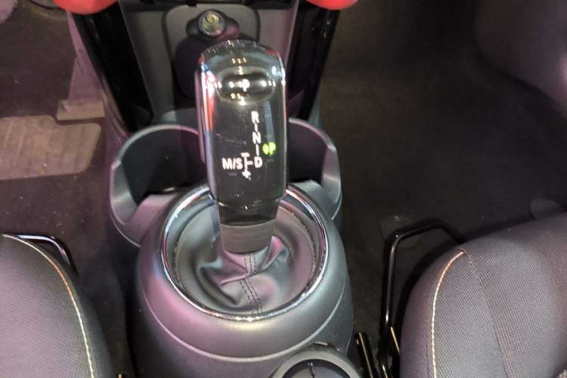 Used MINI 2021 1.5T ONE PLUS Gear Lever