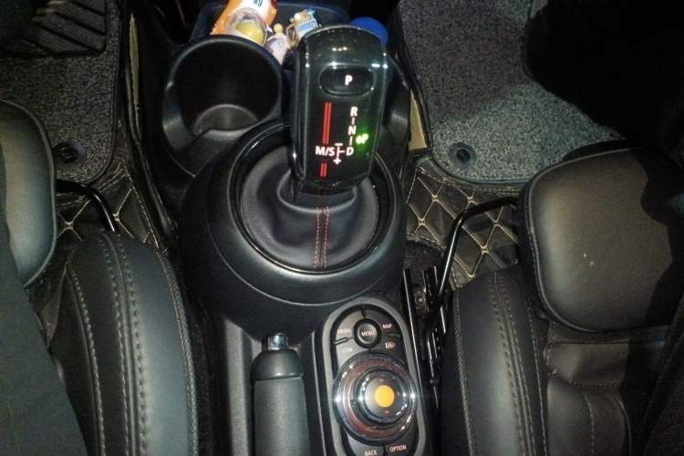 Used MINI 2021 2.0T COOPER S Artist Gear Lever