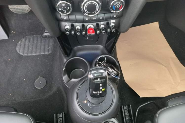 Used MINI 2021 1.5T COOPER Classic Edition Gear Lever