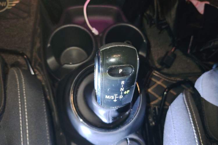 Used MINI 2021 1.5T COOPER Racing Driver Gear Lever