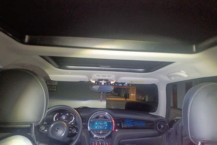 Used MINI 2021 2.0T COOPER S Artist Headliner
