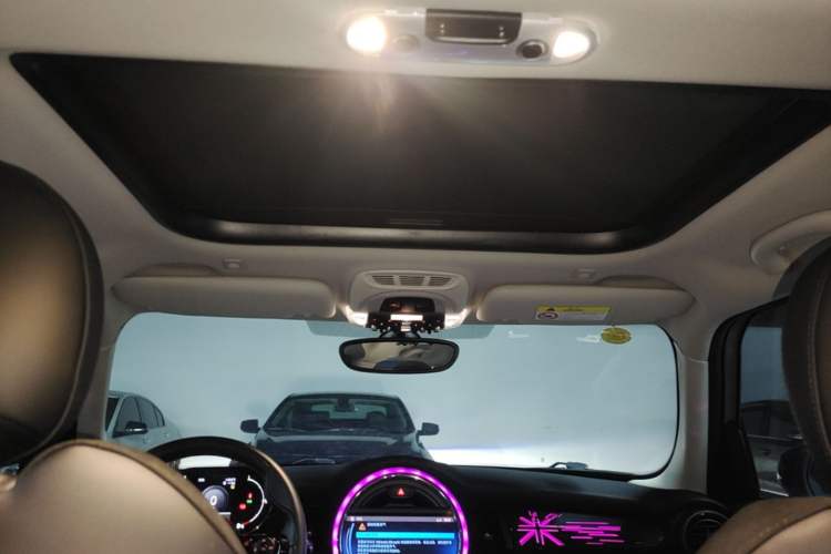 Used MINI 2021 1.5T COOPER Artist Five-Door Edition Headliner
