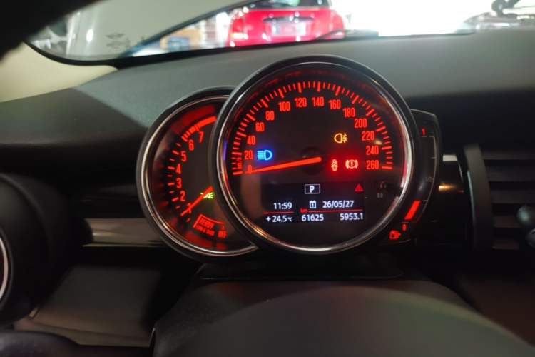 Used MINI 2021 1.5T ONE PLUS Five-Door Edition Instrument Cluster
