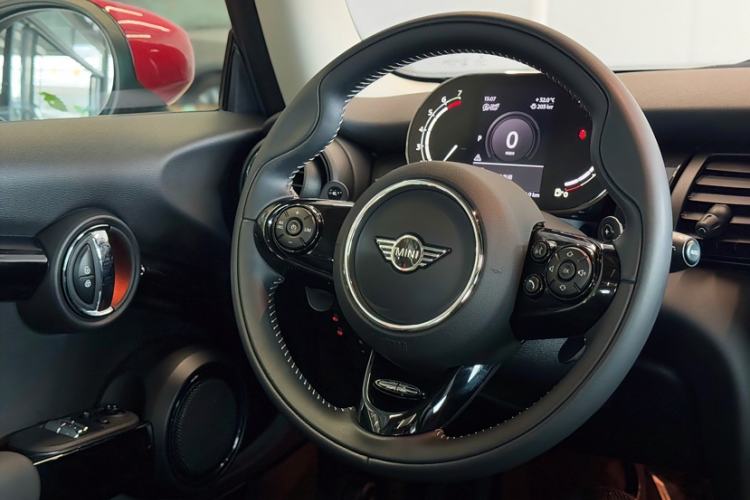 Used MINI 2021 2.0T COOPER S Artist Interior 11