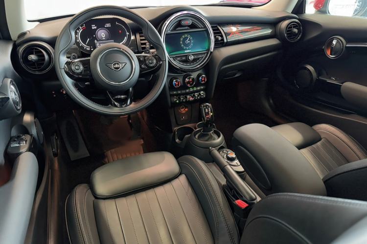 Used MINI 2021 2.0T COOPER S Artist Interior 12