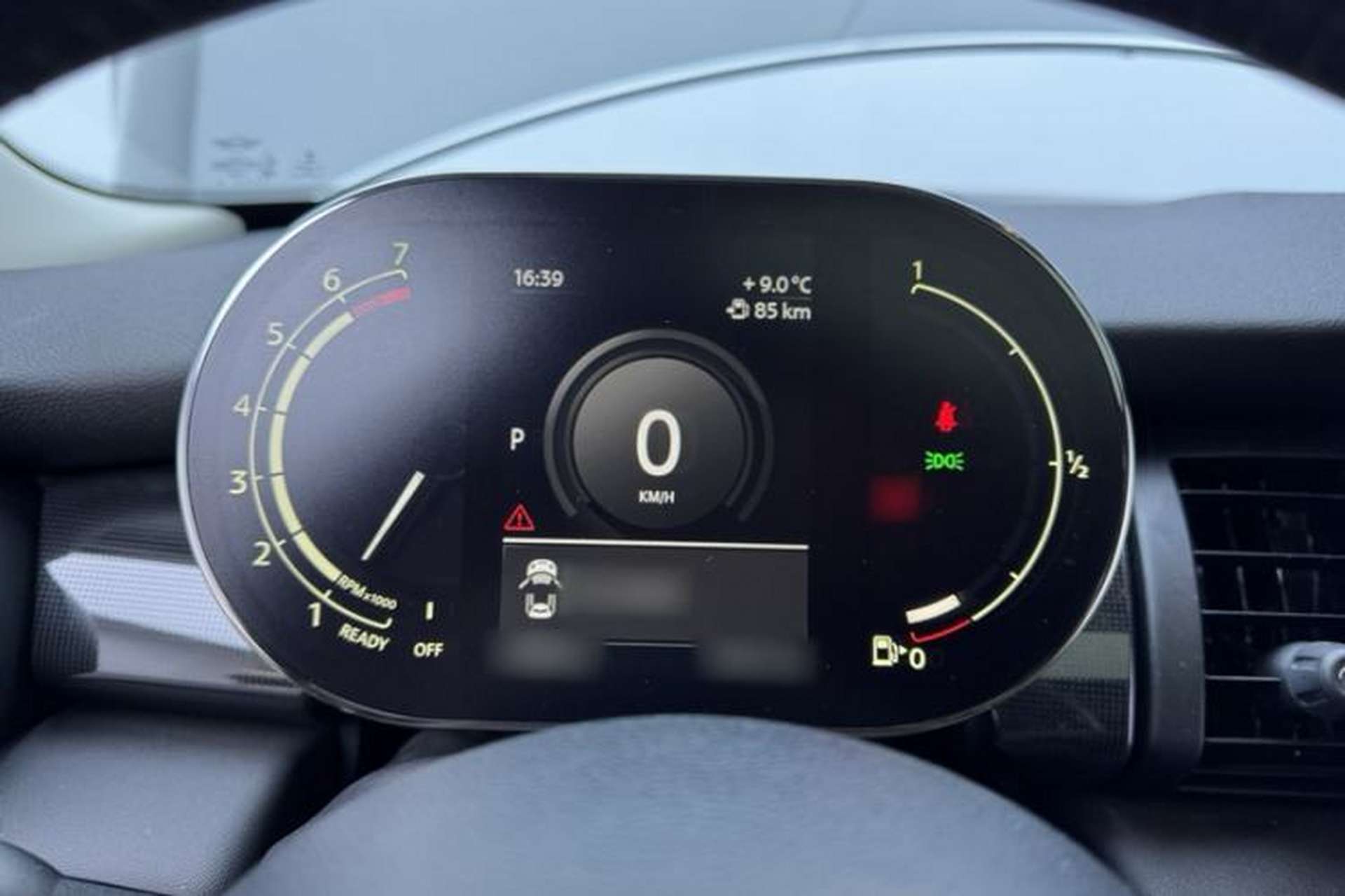 Used MINI 2021 1.5T COOPER Classic Edition Interior 5