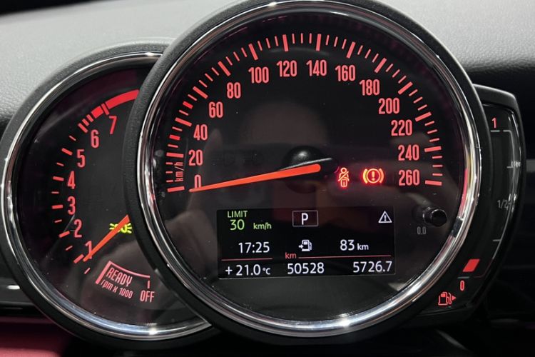 Used MINI 2021 1.5T ONE PLUS Interior 8