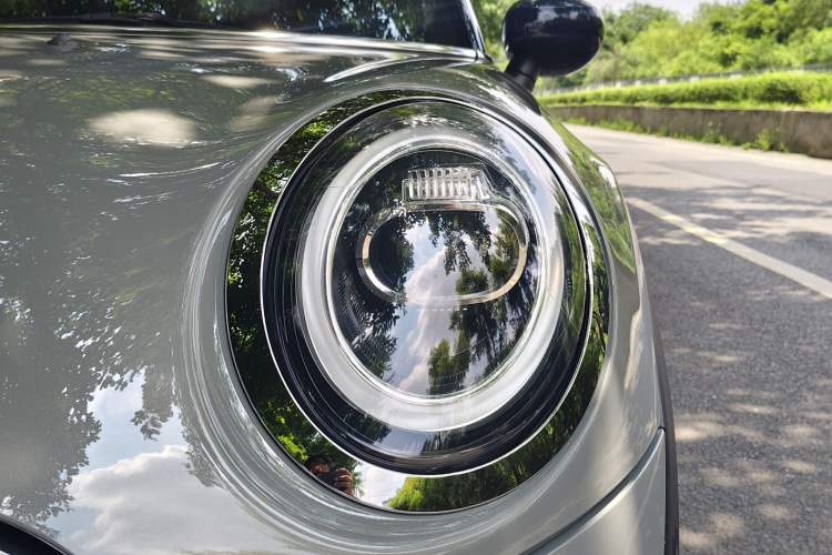 Used MINI 2021 1.5T COOPER Classic Edition Five-Door Version Left Front Headlight