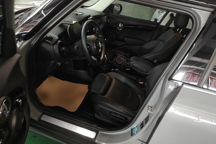 Used MINI 2021 1.5T COOPER Artist Five-Door Edition Left Front Seat