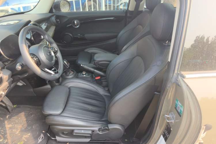 Used MINI 2021 2.0T COOPER S Artist Left Front Seat