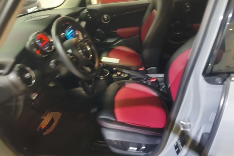 Used MINI 2021 1.5T ONE PLUS Five-Door Edition Left Front Seat