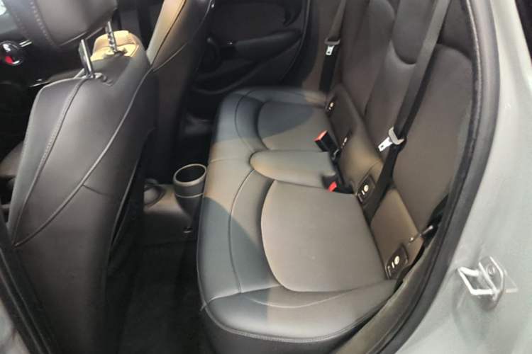 Used MINI 2021 1.5T COOPER Classic Edition Five-Door Version Left Rear Seat