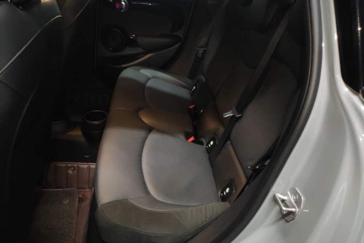 Used MINI 2021 1.5T COOPER Artist Five-Door Edition Left Rear Seat