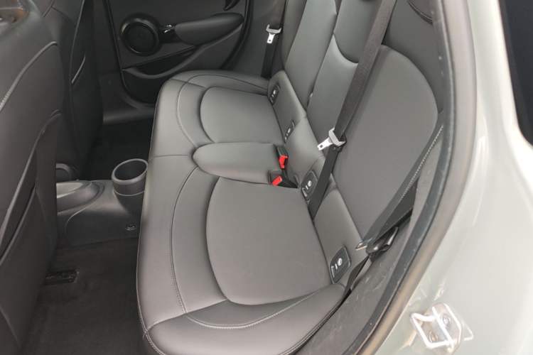 Used MINI 2021 1.5T COOPER Classic Edition Five-Door Version Left Rear Seat