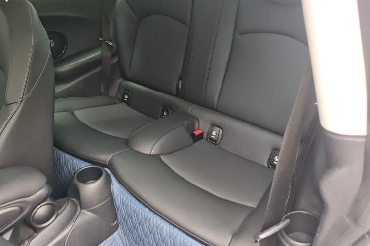 Used MINI 2021 1.5T COOPER Artist Left Rear Seat