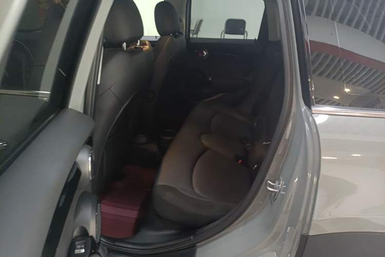 Used MINI 2021 1.5T COOPER Artist Five-Door Edition Left Rear Seat