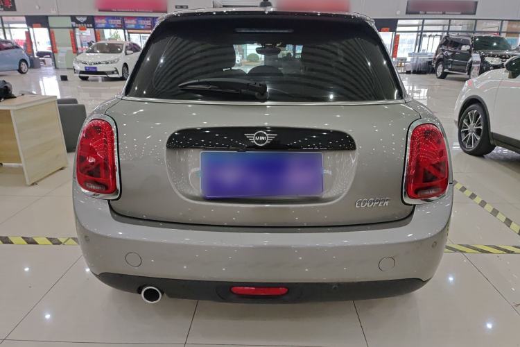 Used MINI 2021 1.5T COOPER Artist Five-Door Edition Rear