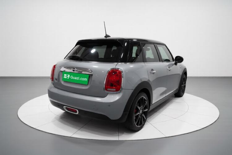 Used MINI 2021 1.5T ONE PLUS Five-Door Edition Rear Right 45 Deg