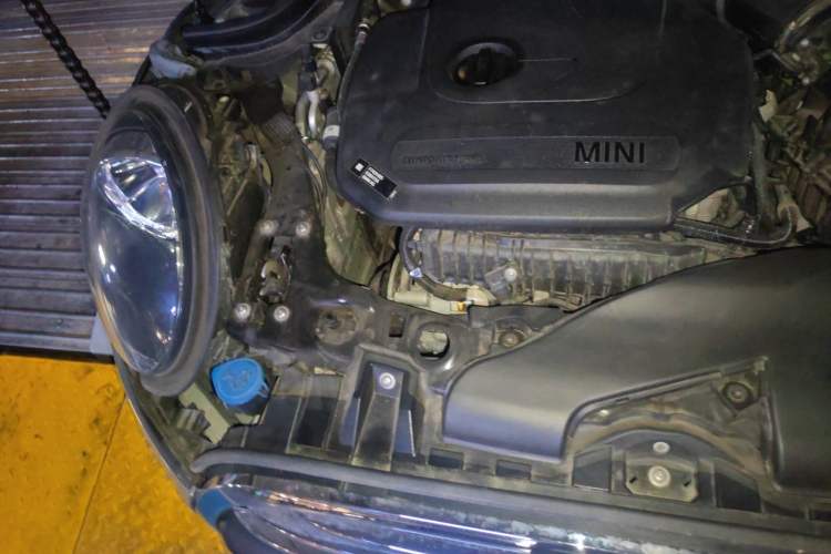 Used MINI 2021 1.5T ONE PLUS Five-Door Edition Right Front Headlight