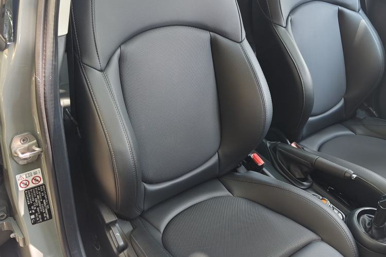 Used MINI 2021 1.5T COOPER Classic Edition Five-Door Version Right Front Seat