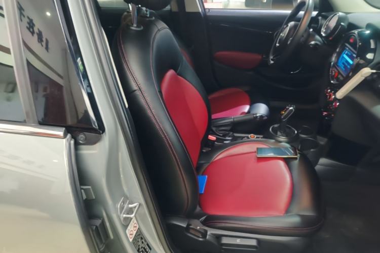 Used MINI 2021 1.5T ONE PLUS Five-Door Edition Right Front Seat