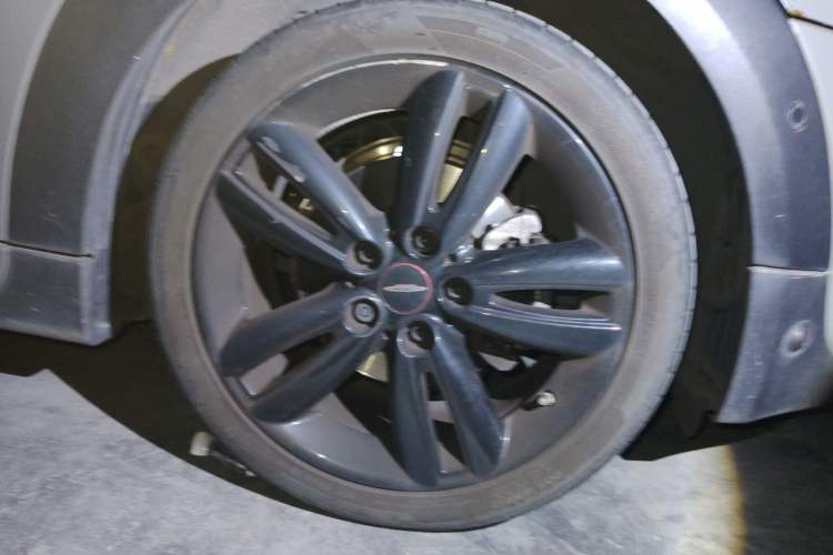 Used MINI 2021 1.5T COOPER Racing Driver Right Front Wheel Hub