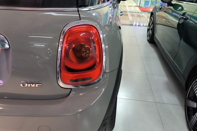 Used MINI 2021 1.5T ONE PLUS Right Rear Taillight