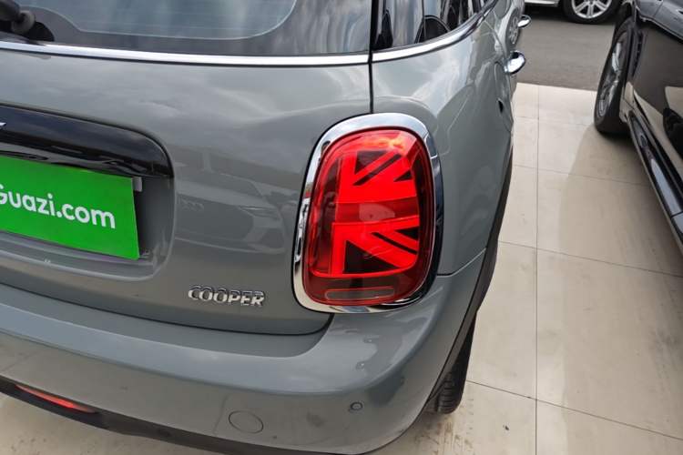 Used MINI 2021 1.5T COOPER Classic Edition Five-Door Version Right Rear Taillight