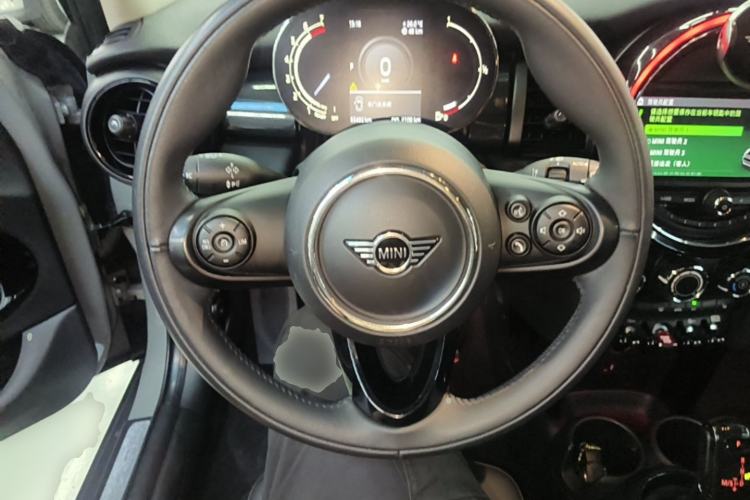 Used MINI 2021 1.5T COOPER Classic Edition Five-Door Version Steering Wheel