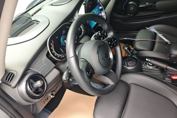 Used MINI 2021 1.5T COOPER Artist Steering Wheel