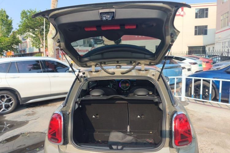 Used MINI 2021 2.0T COOPER S Artist Trunk