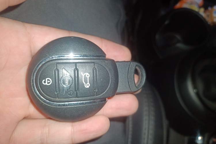 Used MINI 2021 2.0T COOPER S Artist Vehicle Key