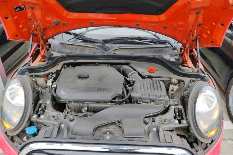 Used MINI 2021 1.5T ONE Engine Bay