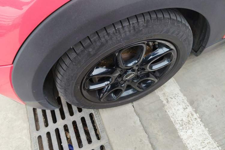 Used MINI 2021 1.5T ONE Exterior 4