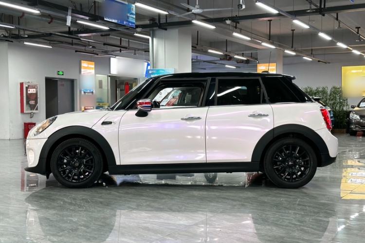 Used MINI 2021 1.5T ONE PLUS Five-Door Edition Exterior 5