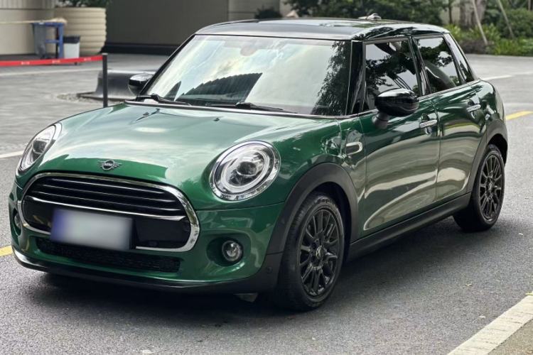 Used MINI 2021 1.5T COOPER Classic Edition Five-Door Version Guazi used car, China used car export, Used car for sale, Used  cars, Cheapest cars for sale