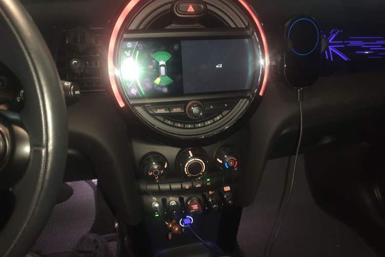 Used MINI 2021 1.5T COOPER Classic Edition Audio And AC Panel